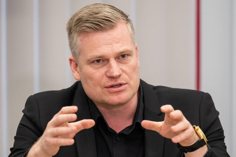 Turkovu nehodu bude řešit Městská část Praha 2, na Sněmovnu se neobrátil