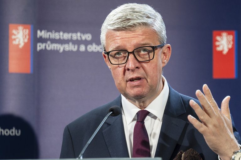 Havlíček: Propouštění desetiny lidí na úřadech má být postupné v roce 2027