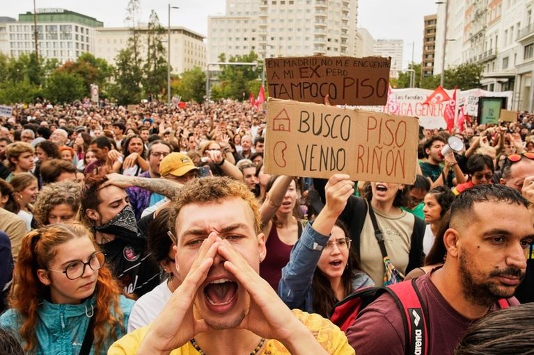 Desetitisíce Španělů vyšly do ulic kvůli bytové krizi a vysokým nájmům