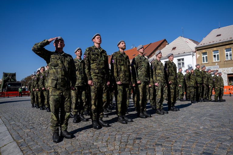 V Rakovníku vznikl Pluk podpory nasaditelných sil, nahradí současný prapor