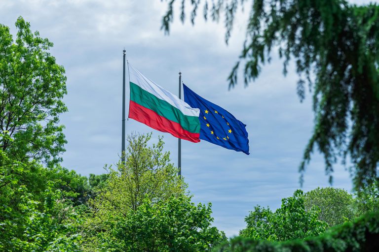 Jak se z úspěchu dělá „virtuální“ úspěch: bulharský Pogled.info a operace Vivaldi