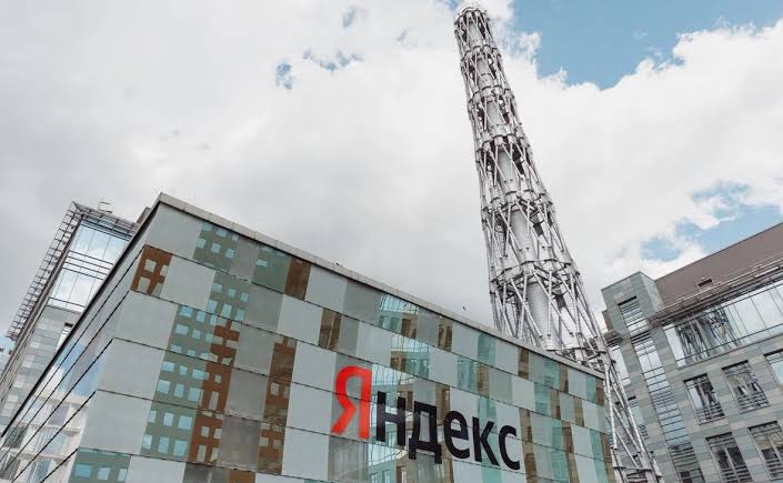 Tma v serverovnách Yandexu: co o ruských botech víme a co zatím jen tvrdíme