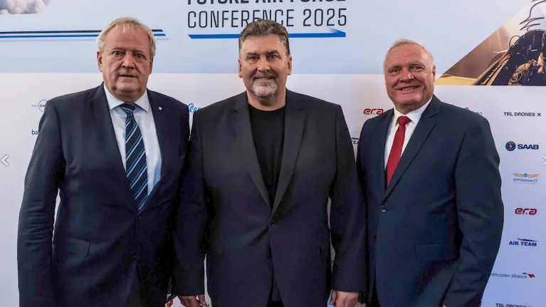 „Mám názory, jaké mám.“ Konferenci pro armádu pořádá muž s proruskými vazbami