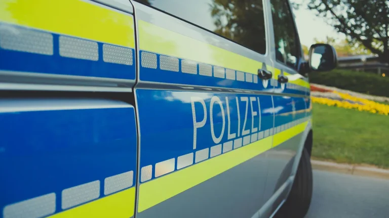 Ruské sabotáže v Evropě: Kreml stále častěji využívá Bělorusy proti evropským zemím